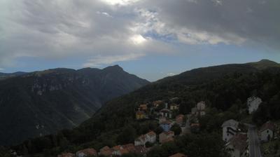 immagine della webcam nei dintorni di Valli del Pasubio: webcam Tonezza del Cimone