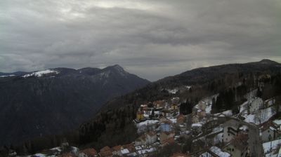 immagine della webcam nei dintorni di Lavarone: webcam Tonezza del Cimone