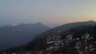 immagine della webcam nei dintorni di Lavarone: webcam Tonezza del Cimone