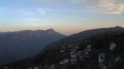 immagine della webcam nei dintorni di Altopiano dei Fiorentini: webcam Tonezza del Cimone