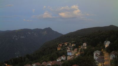 immagine della webcam nei dintorni di Valli del Pasubio: webcam Tonezza del Cimone