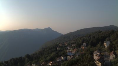 immagine della webcam nei dintorni di Altopiano di Asiago: webcam Tonezza del Cimone