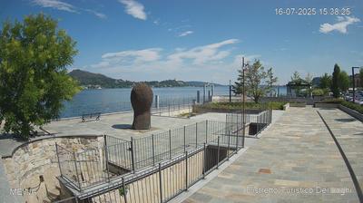 immagine della webcam nei dintorni di Borgomanero: webcam Meina