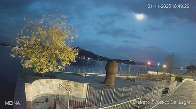 immagine della webcam nei dintorni di Belgirate: webcam Meina