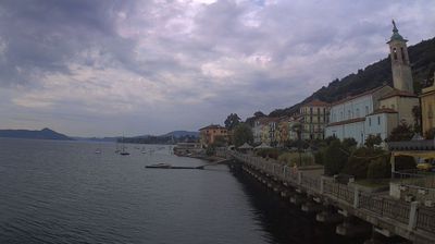 immagine della webcam nei dintorni di Borgomanero: webcam Belgirate