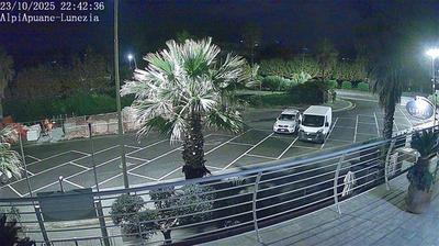 immagine della webcam nei dintorni di Massa: webcam Marinella