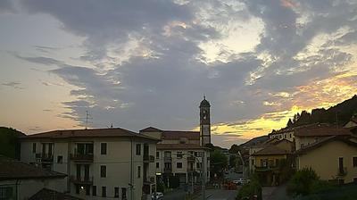 immagine della webcam nei dintorni di Suello: webcam Albese con Cassano