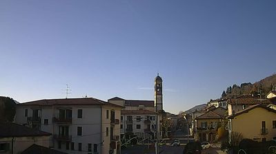 immagine della webcam nei dintorni di Binago: webcam Albese con Cassano