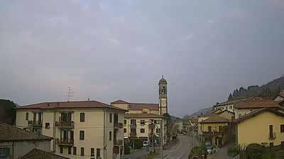 immagine della webcam nei dintorni di Capiago Intimiano: webcam Albese con Cassano