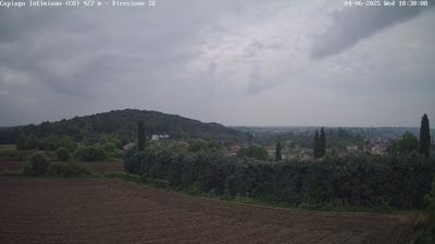 immagine della webcam nei dintorni di Alzate Brianza: webcam Capiago Intimiano