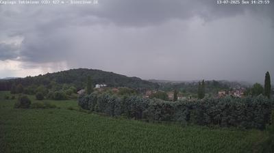 immagine della webcam nei dintorni di Binago: webcam Capiago Intimiano