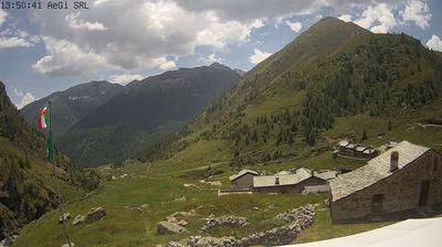 immagine della webcam nei dintorni di Saviore dell'Adamello: webcam Grosio