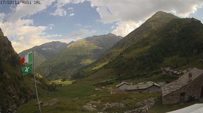 immagine della webcam nei dintorni di Passo Tonale: webcam Grosio