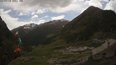 immagine della webcam nei dintorni di Saviore dell'Adamello: webcam Grosio