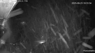 immagine della webcam nei dintorni di Carona: webcam Roncobello