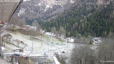 immagine della webcam nei dintorni di Gromo: webcam Roncobello