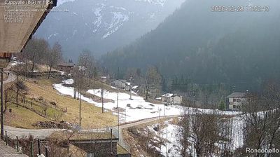 immagine della webcam nei dintorni di Carona Carisole: webcam Roncobello