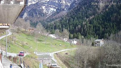 immagine della webcam nei dintorni di Spiazzi di Gromo: webcam Roncobello