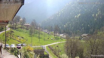 immagine della webcam nei dintorni di Rifugio Calvi Laghi Gemelli: webcam Roncobello