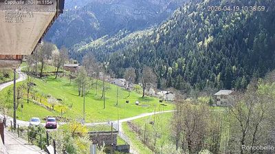 immagine della webcam nei dintorni di Mezzoldo: webcam Roncobello