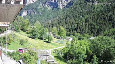 immagine della webcam nei dintorni di Spiazzi di Gromo: webcam Roncobello