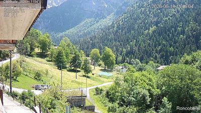 immagine della webcam nei dintorni di Fiorano al Serio: webcam Roncobello