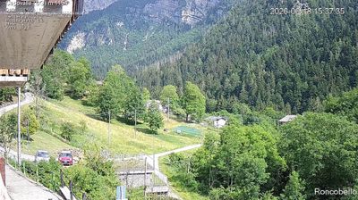 immagine della webcam nei dintorni di Fiorano al Serio: webcam Roncobello