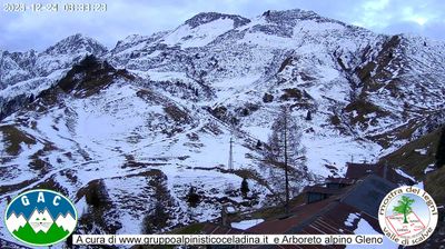 immagine della webcam nei dintorni di Schilpario: webcam Vilminore di Scalve