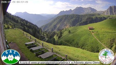 immagine della webcam nei dintorni di Schilpario: webcam Vilminore di Scalve