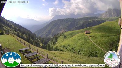 immagine della webcam nei dintorni di Castione della Presolana: webcam Vilminore di Scalve