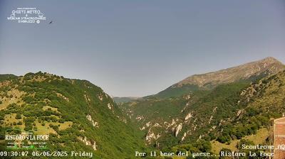 immagine della webcam nei dintorni di Castel di Sangro: webcam Scontrone