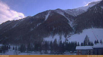 immagine della webcam nei dintorni di Bobbio Pellice: webcam Pontechianale