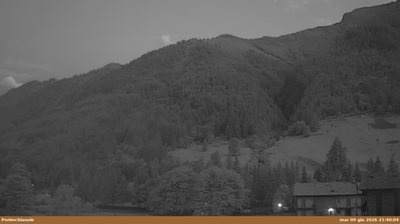 immagine della webcam nei dintorni di Sampeyre: webcam Pontechianale