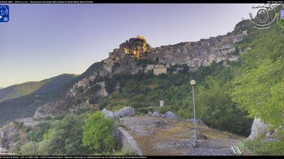 immagine della webcam nei dintorni di Vallepietra: webcam Cervara di Roma