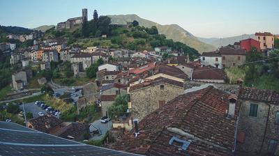 immagine della webcam nei dintorni di Camaiore: webcam Borgo a Mozzano