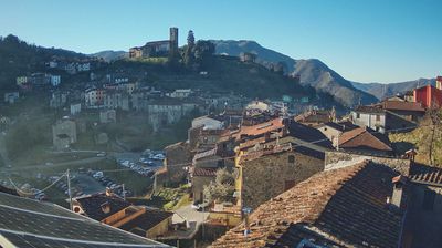 immagine della webcam nei dintorni di Monsummano Terme: webcam Borgo a Mozzano