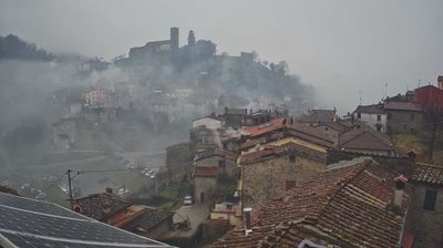 immagine della webcam nei dintorni di Torre Del Lago Puccini: webcam Borgo a Mozzano