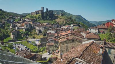 immagine della webcam nei dintorni di Viareggio: webcam Borgo a Mozzano
