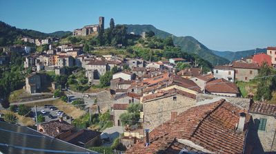 immagine della webcam nei dintorni di Barga: webcam Borgo a Mozzano