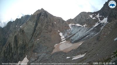 immagine della webcam nei dintorni di Rifugio Calvi Laghi Gemelli: webcam Valbondione