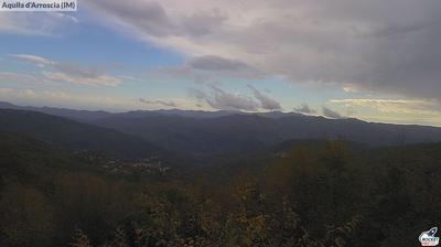 immagine della webcam nei dintorni di Diano Marina: webcam Aquila di Arroscia