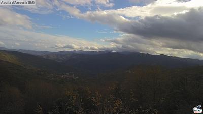 immagine della webcam nei dintorni di Lurisia Terme Monte Pigna: webcam Aquila di Arroscia