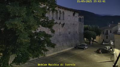 immagine della webcam nei dintorni di Scontrone: webcam Macchia d'Isernia