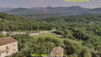 immagine della webcam nei dintorni di Scontrone: webcam Macchia d'Isernia