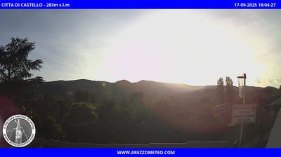 immagine della webcam nei dintorni di Castiglion Fiorentino: webcam Città di Castello