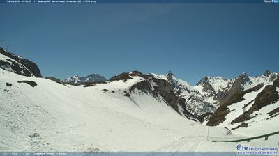 immagine della webcam nei dintorni di Formazza: webcam Riale