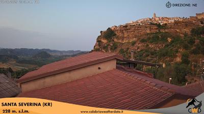 immagine della webcam nei dintorni di Strongoli: webcam Santa Severina