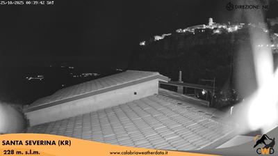 immagine della webcam nei dintorni di Carfizzi: webcam Santa Severina