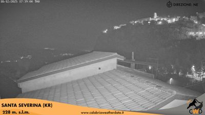 immagine della webcam nei dintorni di Le Castella: webcam Santa Severina