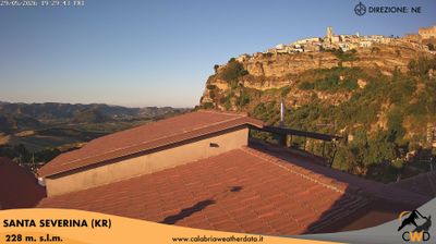 immagine della webcam nei dintorni di Cirò Marina: webcam Santa Severina